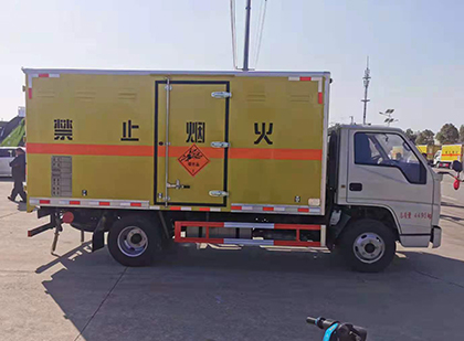 卓资爆破器材运输车技术升级与安全合规新趋势